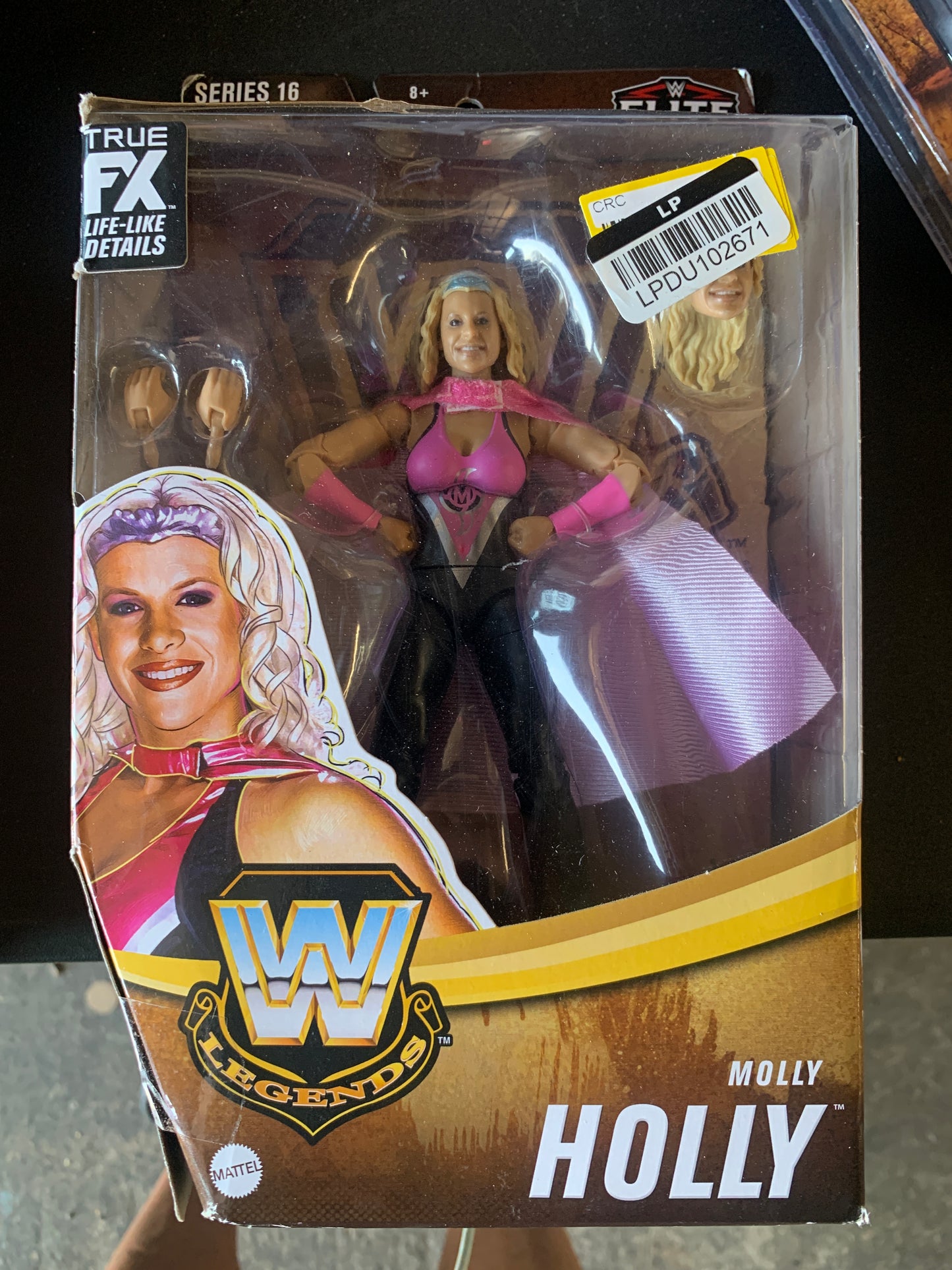 Box damage- WWE Legends Elite Collection Molly Holly
Action Figure - Series #16 (Target
Exclusive