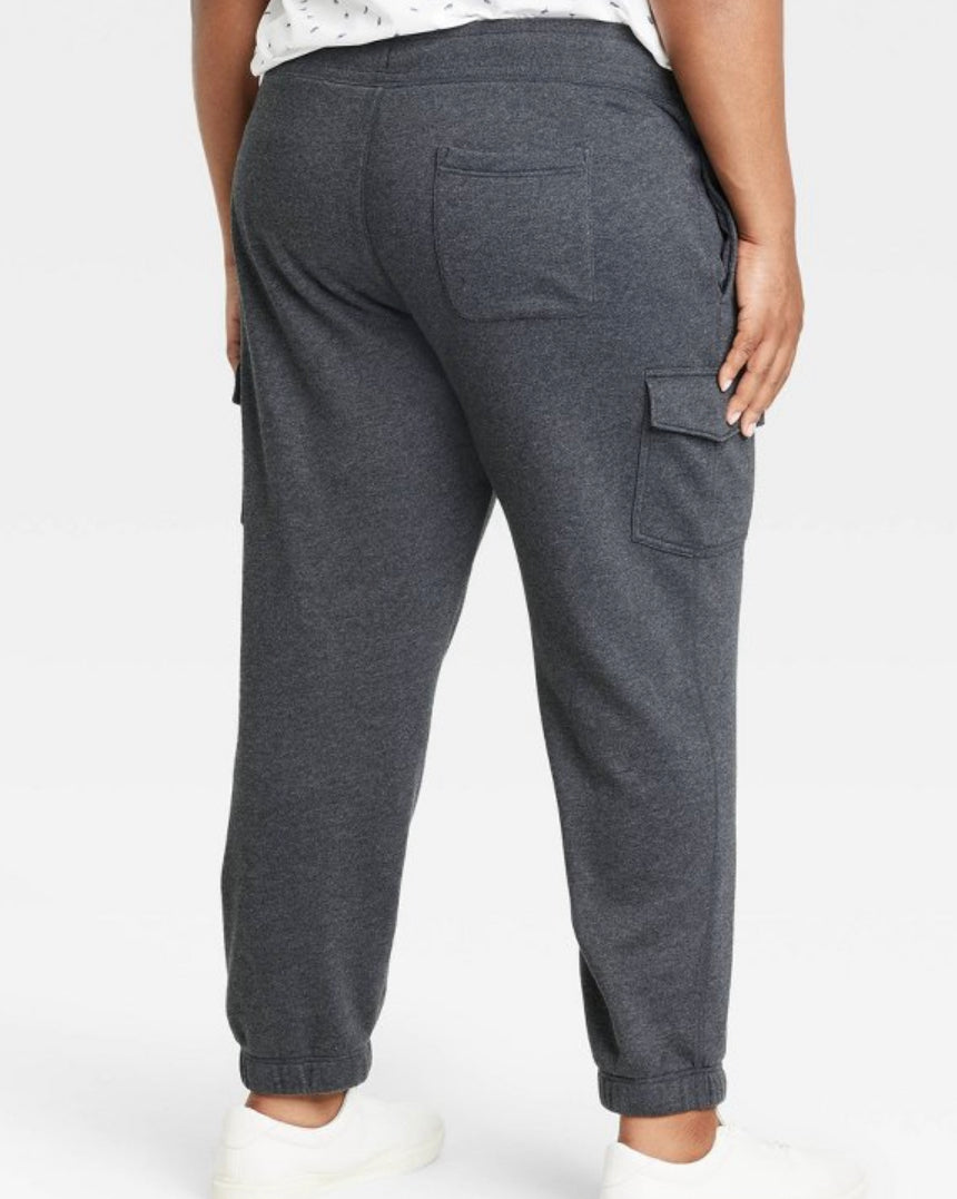 Men's Ultra Soft Fleece Tapered Cargo Pants - Goodfellow & Co – Treasure  Chest Wholesale